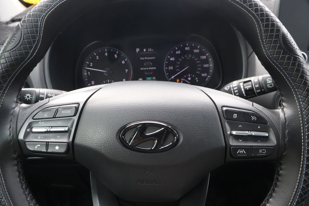 Used 2023 Hyundai Kona SEL AWD/4WD image 15