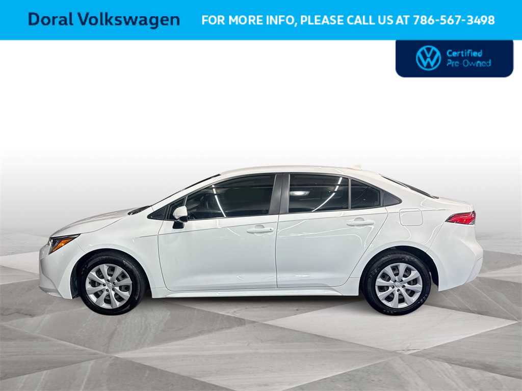 Used 2023 Toyota Corolla LE image 5