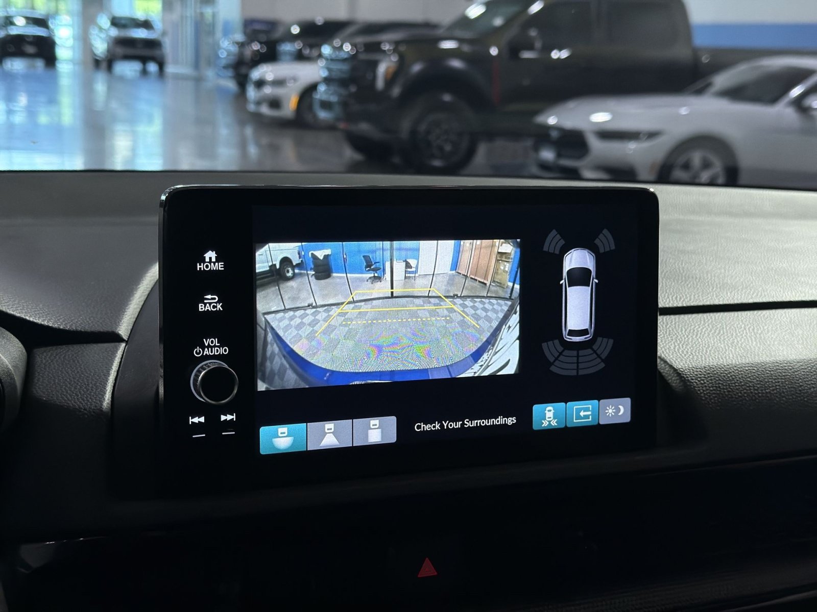 Used 2025 Honda CR-V Sport Touring image 31