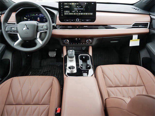 New 2026 Mitsubishi Outlander SEL image 7