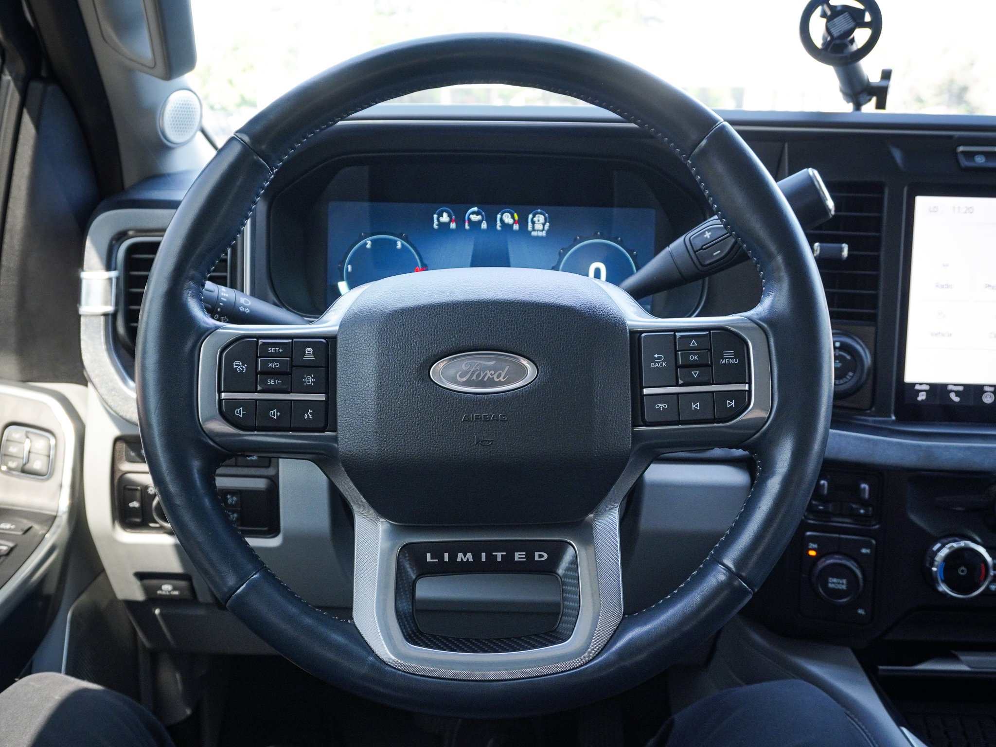 Used 2024 Ford F350 Limited AWD/4WD image 18