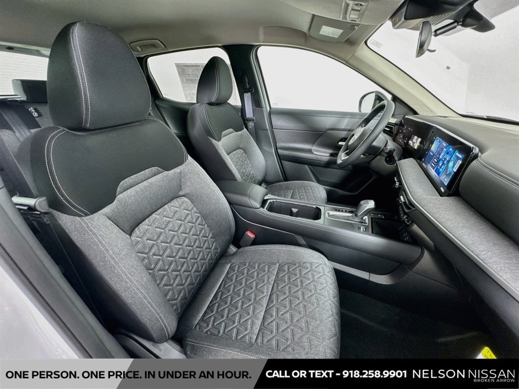 New 2027 Nissan Kicks SV FWD image 25
