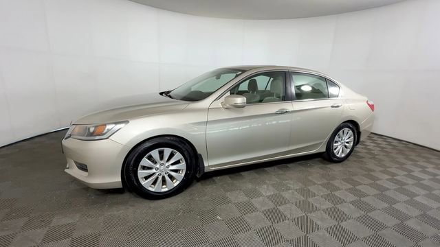 Used 2015 Honda Accord EX image 12