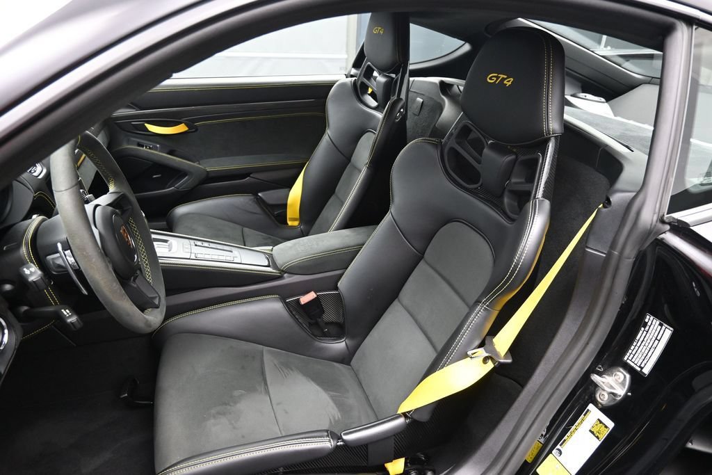 Used 2022 Porsche 718 Cayman GT4 RWD image 6