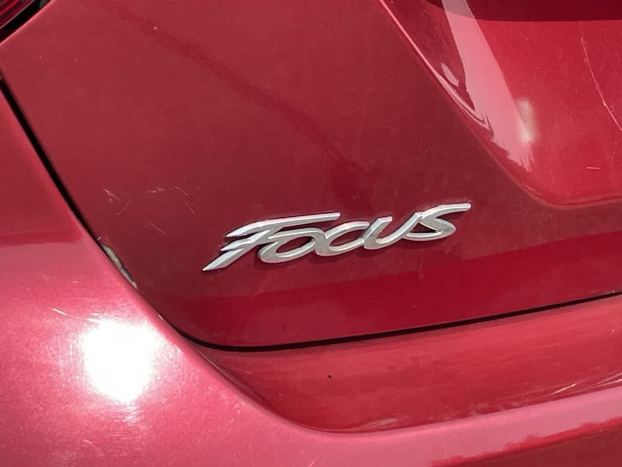 Used 2012 Ford Focus SEL FWD image 34