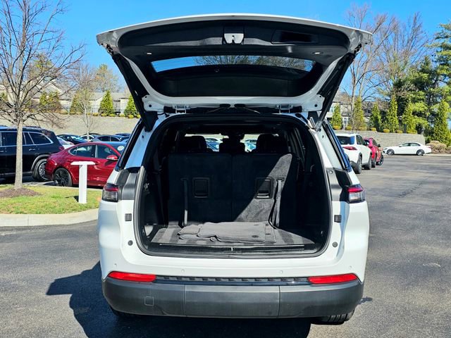 Used 2022 Jeep Grand Cherokee L Laredo image 10