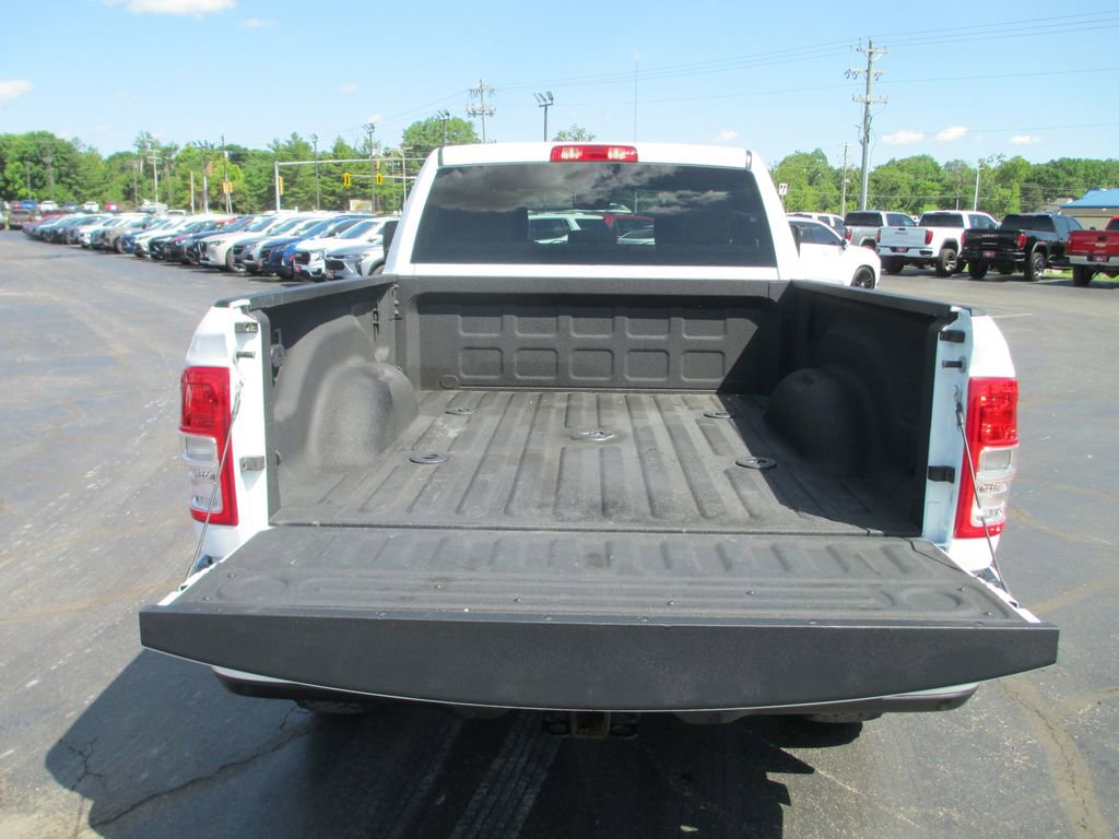 Used 2024 RAM 2500 Big Horn w/ Sport Appearance Package AWD/4WD image 7