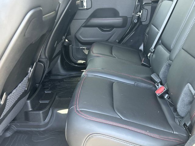 New 2026 Jeep Wrangler Unlimited Rubicon image 17