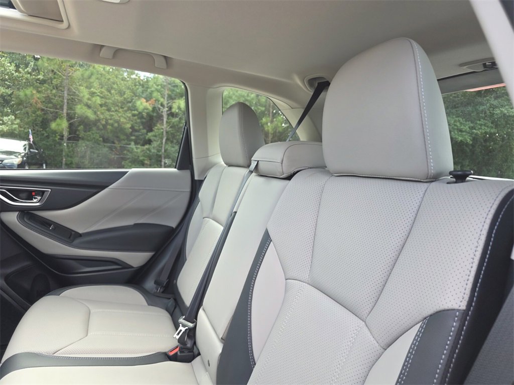 Used 2023 Subaru Forester Limited image 21