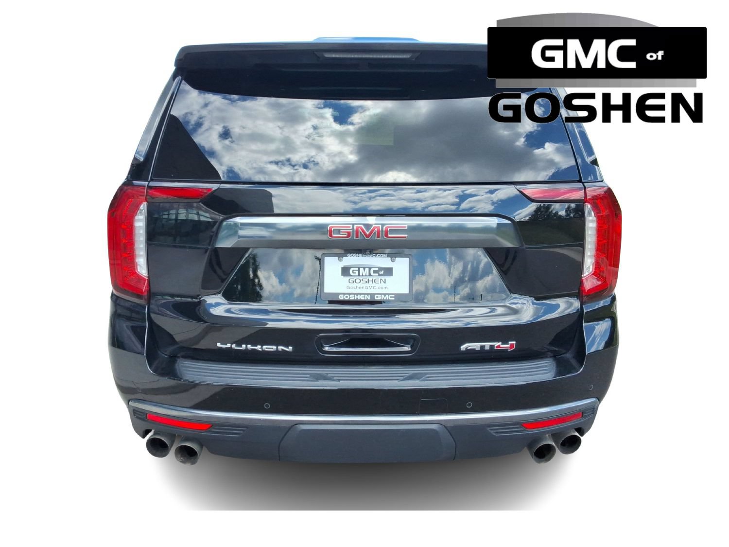 Used 2023 GMC Yukon AT4 w/ AT4 Premium Package AWD/4WD image 7