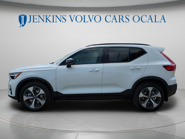 New 2026 Volvo XC40 B5 Plus w/ Protection Package Premier AWD/4WD image 6