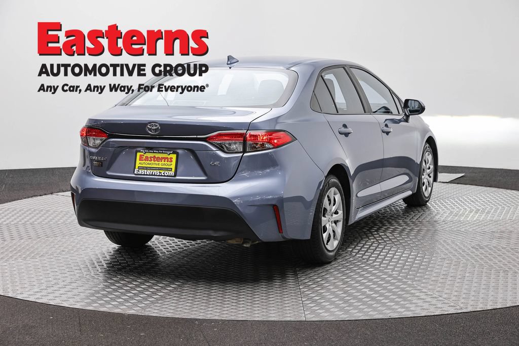 Used 2024 Toyota Corolla LE FWD image 5