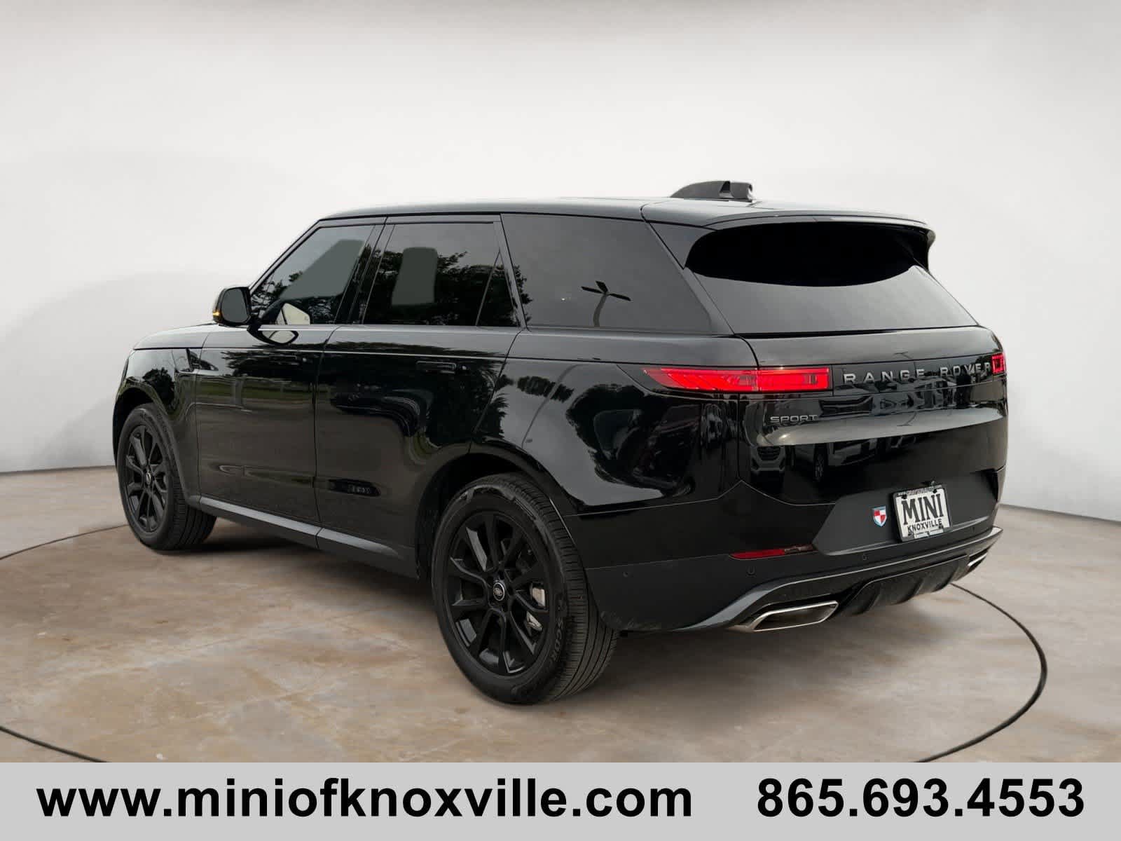 Used 2025 Land Rover Range Rover Sport AWD/4WD image 5