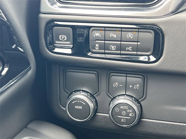 New 2026 GMC Yukon Elevation image 22