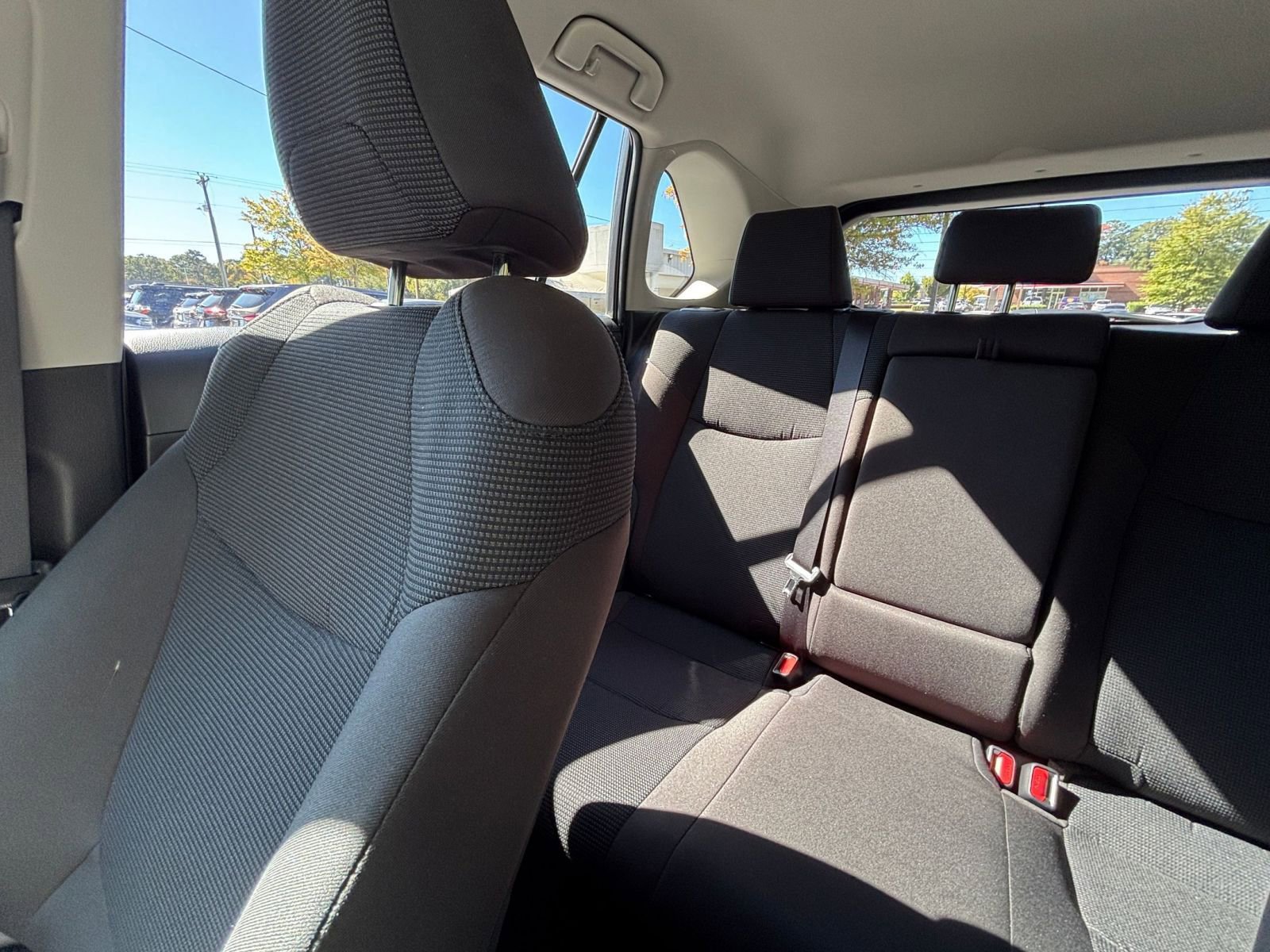 Used 2025 Toyota RAV4 LE image 39