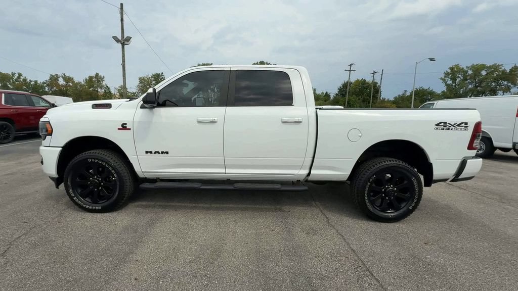 Used 2021 RAM 2500 Big Horn w/ Night Edition AWD/4WD image 5