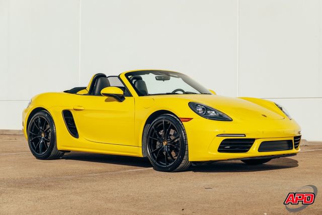 Used 2017 Porsche 718 Boxster image 7