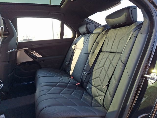 New 2026 BMW i7 eDrive50 image 9