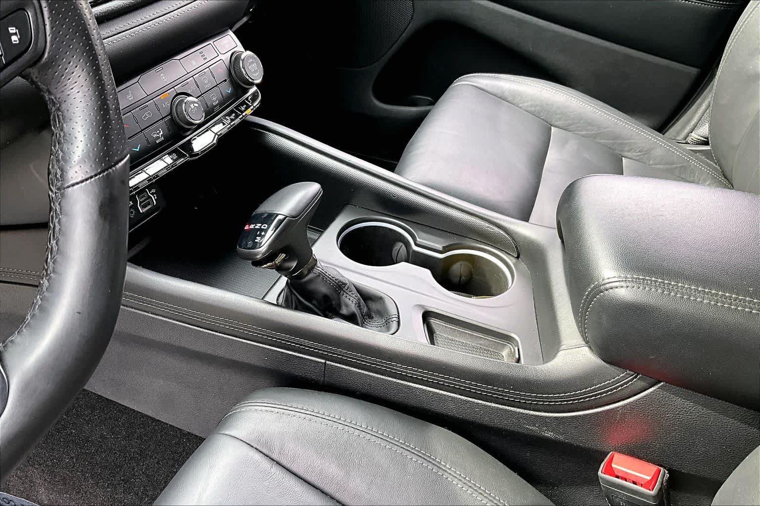 Used 2022 Dodge Durango GT AWD/4WD image 17