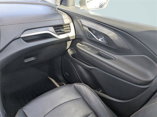 Used 2020 GMC Terrain SLT w/ Preferred Package image 16