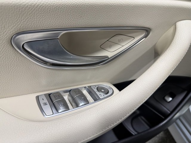 Used 2018 Mercedes-Benz E 300 E 300 image 21