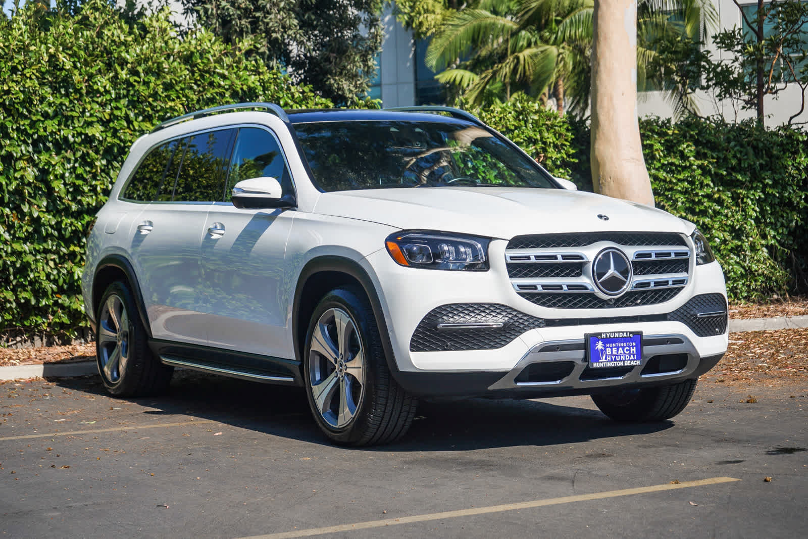 Used 2022 Mercedes-Benz GLS 450 4MATIC image 3