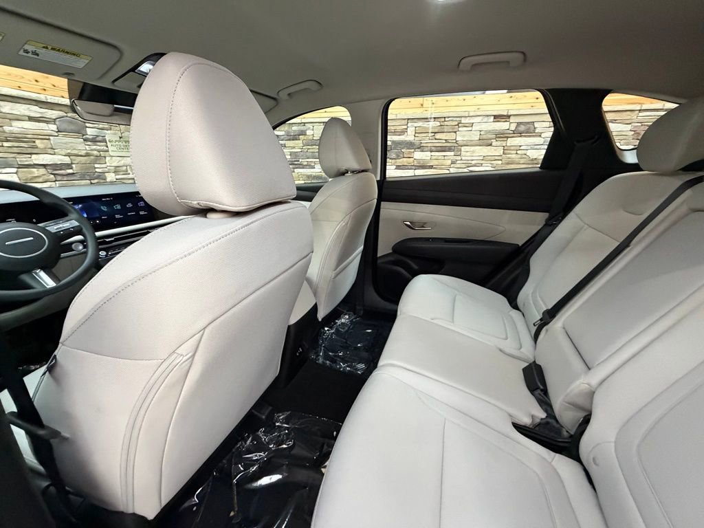 Certified 2026 Hyundai Tucson SE AWD/4WD image 24
