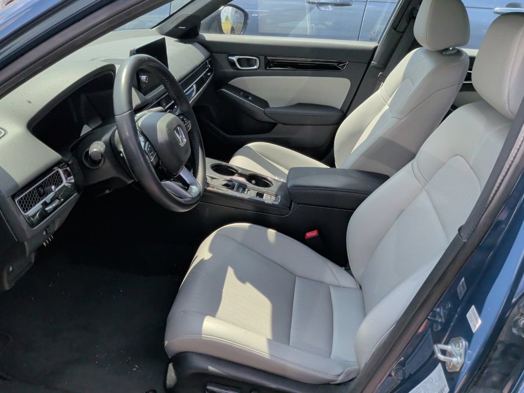 Used 2025 Honda Civic Sport image 9