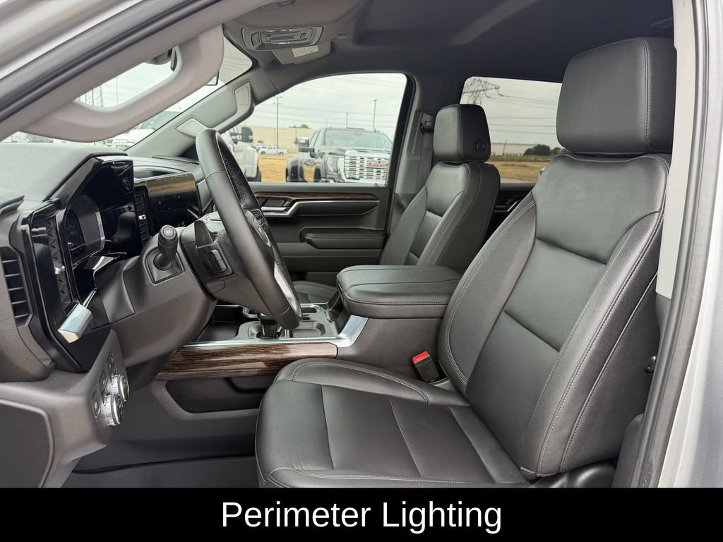 Used 2024 GMC Sierra 1500 Elevation w/ Elevation Premium Package AWD/4WD image 32