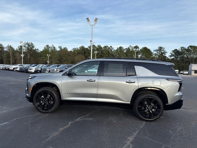 New 2026 Chevrolet Traverse RS w/ LPO, Floor Liner Package image 6