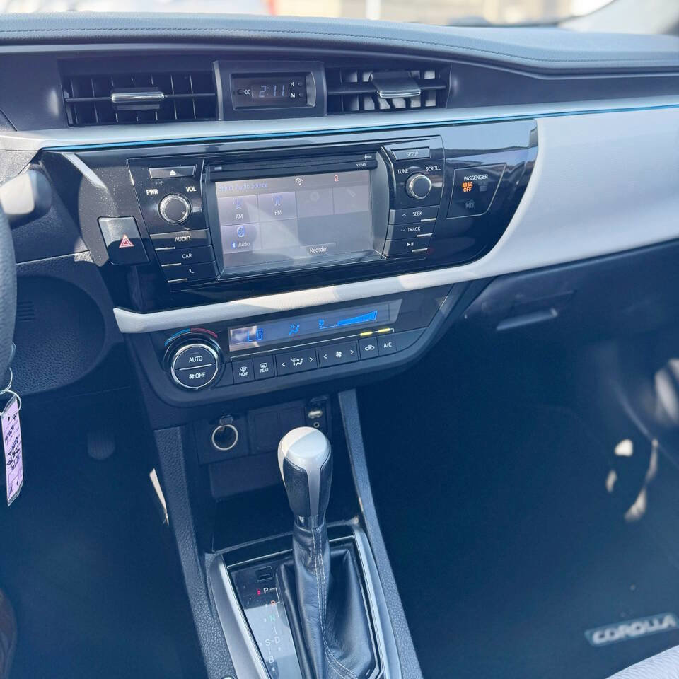 Used 2015 Toyota Corolla LE FWD image 8