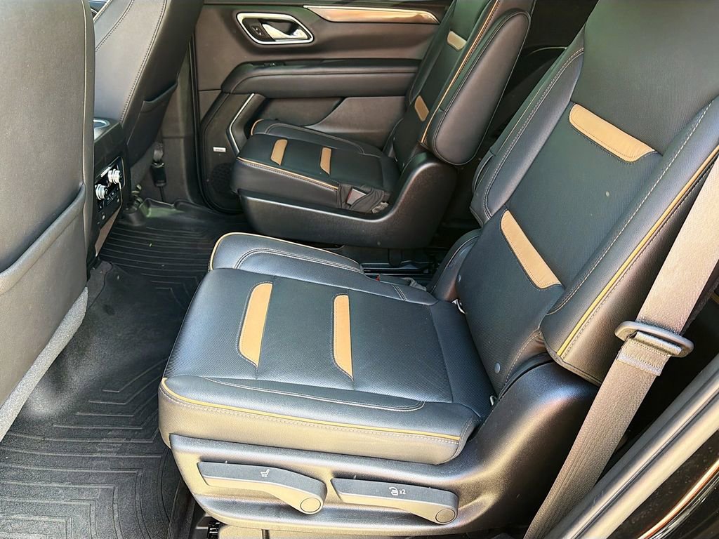 Used 2021 GMC Yukon AT4 w/ Technology Package AWD/4WD image 24