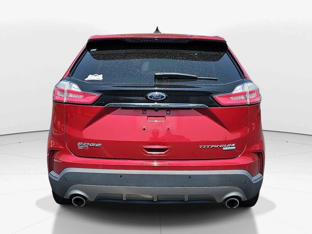 Used 2020 Ford Edge Titanium FWD image 4