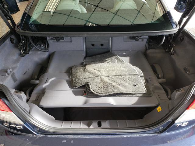 Used 2012 Volvo C70 T5 w/ Climate Pkg image 5