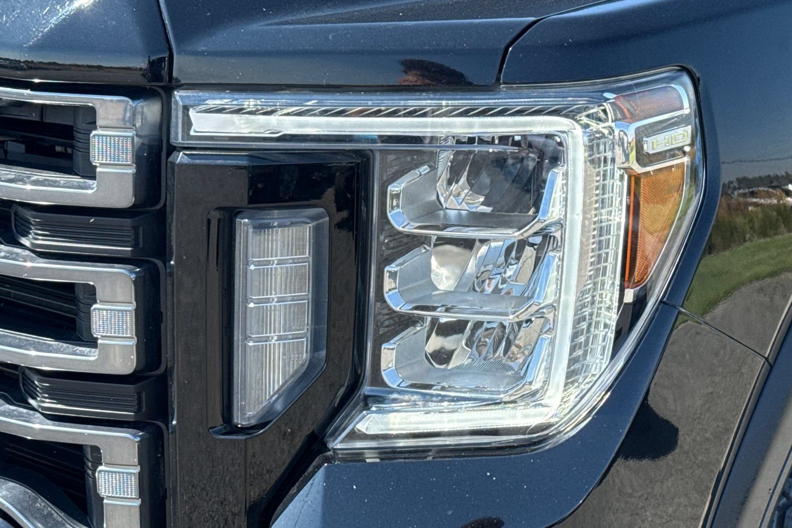 Used 2023 GMC Sierra 2500 AT4 w/ AT4 Preferred Package AWD/4WD image 51