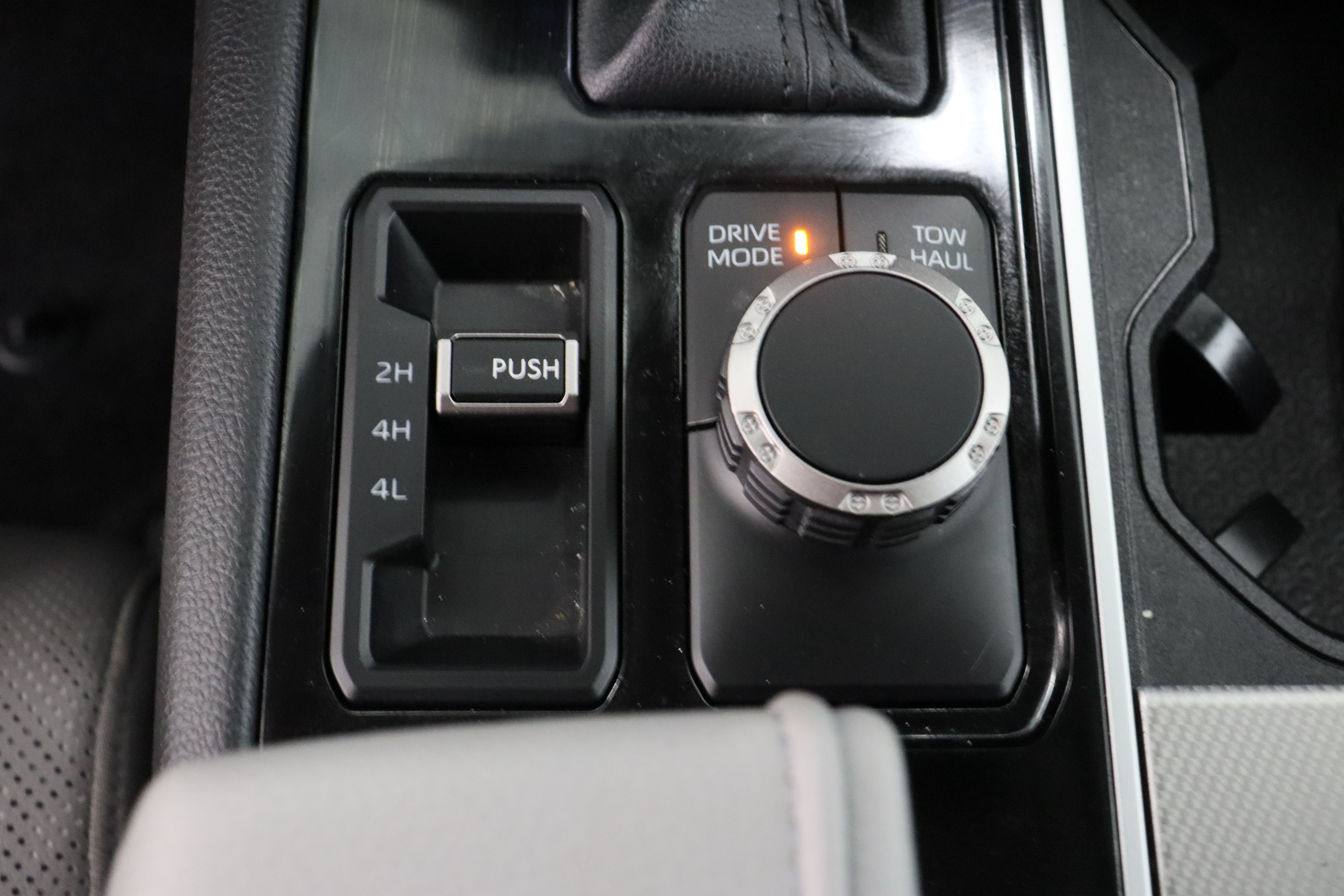 Certified 2024 Toyota Sequoia Limited AWD/4WD image 23