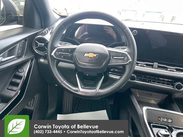 Used 2026 Chevrolet Equinox LT w/ Convenience Package II image 13
