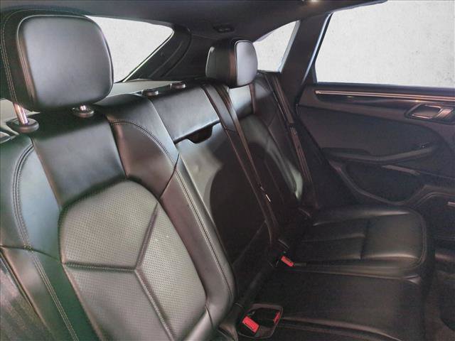 Used 2021 Porsche Macan AWD/4WD image 20