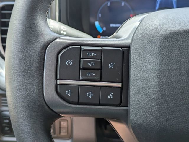 Used 2025 Ford F250 Lariat w/ Black Appearance Package AWD/4WD image 33