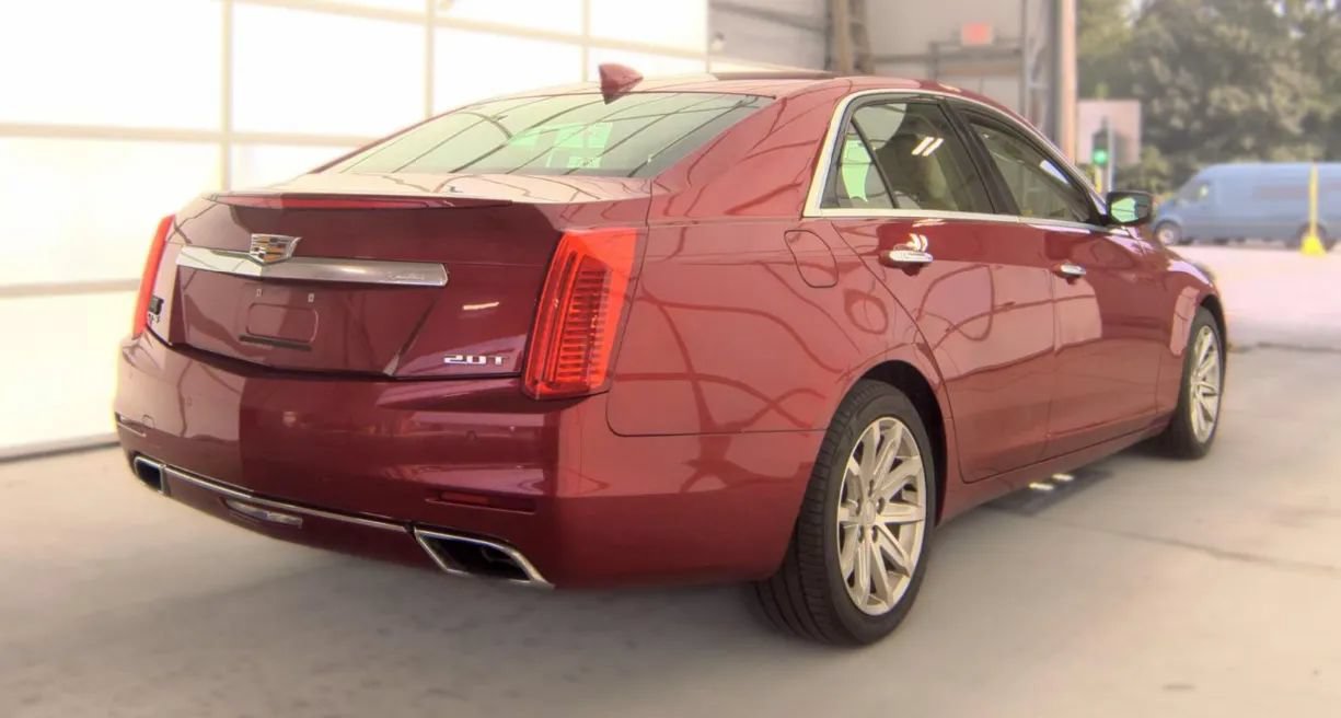 Used 2015 Cadillac CTS Luxury RWD image 3