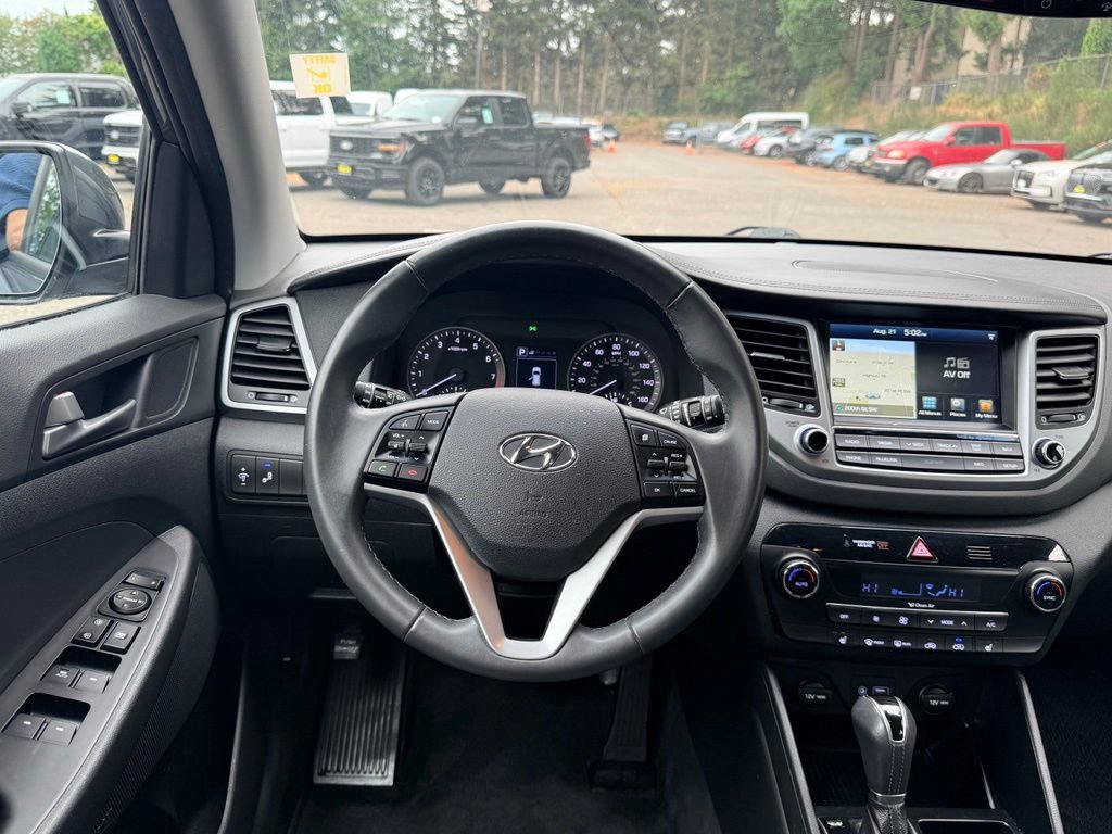 Used 2017 Hyundai Tucson SE Plus AWD/4WD image 10