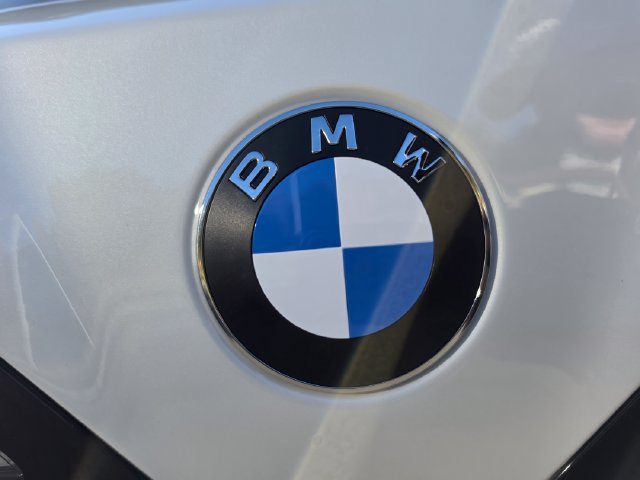 New 2027 BMW X5 xDrive40i w/ Climate Package AWD/4WD image 14