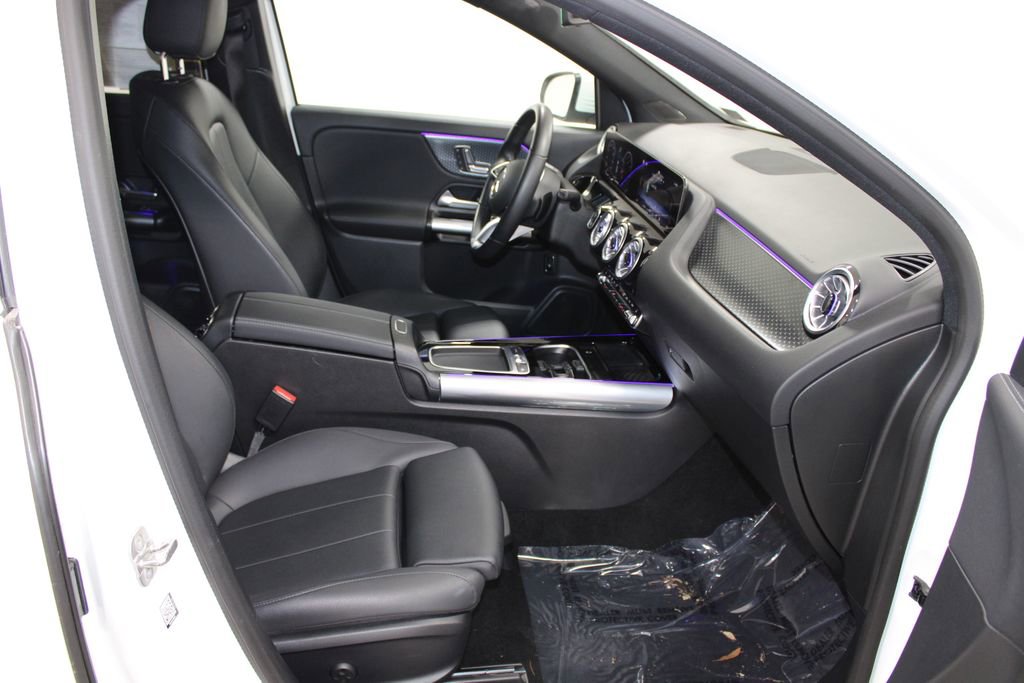 Used 2025 Mercedes-Benz GLA 250 image 27