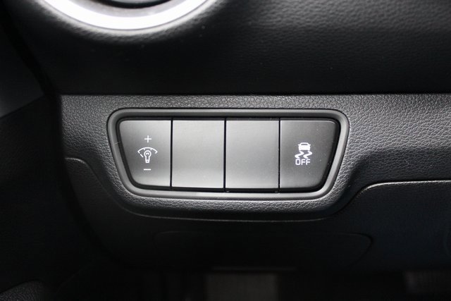 Used 2023 Kia Forte LXS image 16