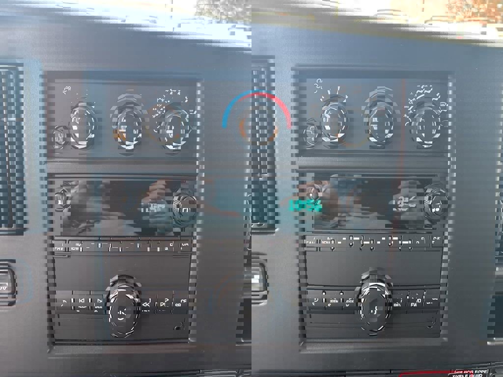 New 2025 Chevrolet Express 2500 w/ Driver Convenience Package image 23