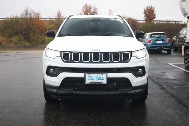 New 2026 Jeep Compass Latitude image 3