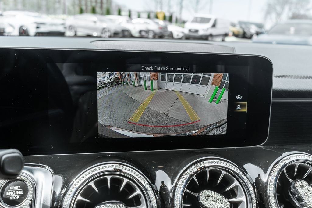 Used 2021 Mercedes-Benz GLB 250 GLB 250 image 9