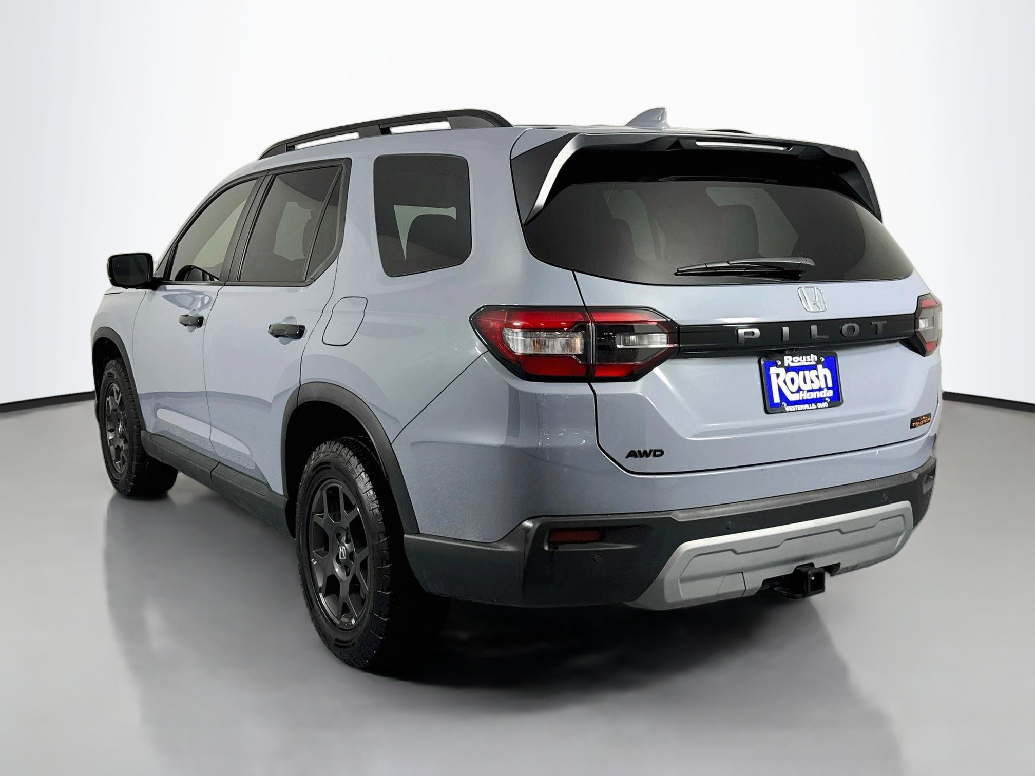 Certified 2025 Honda Pilot TrailSport image 7