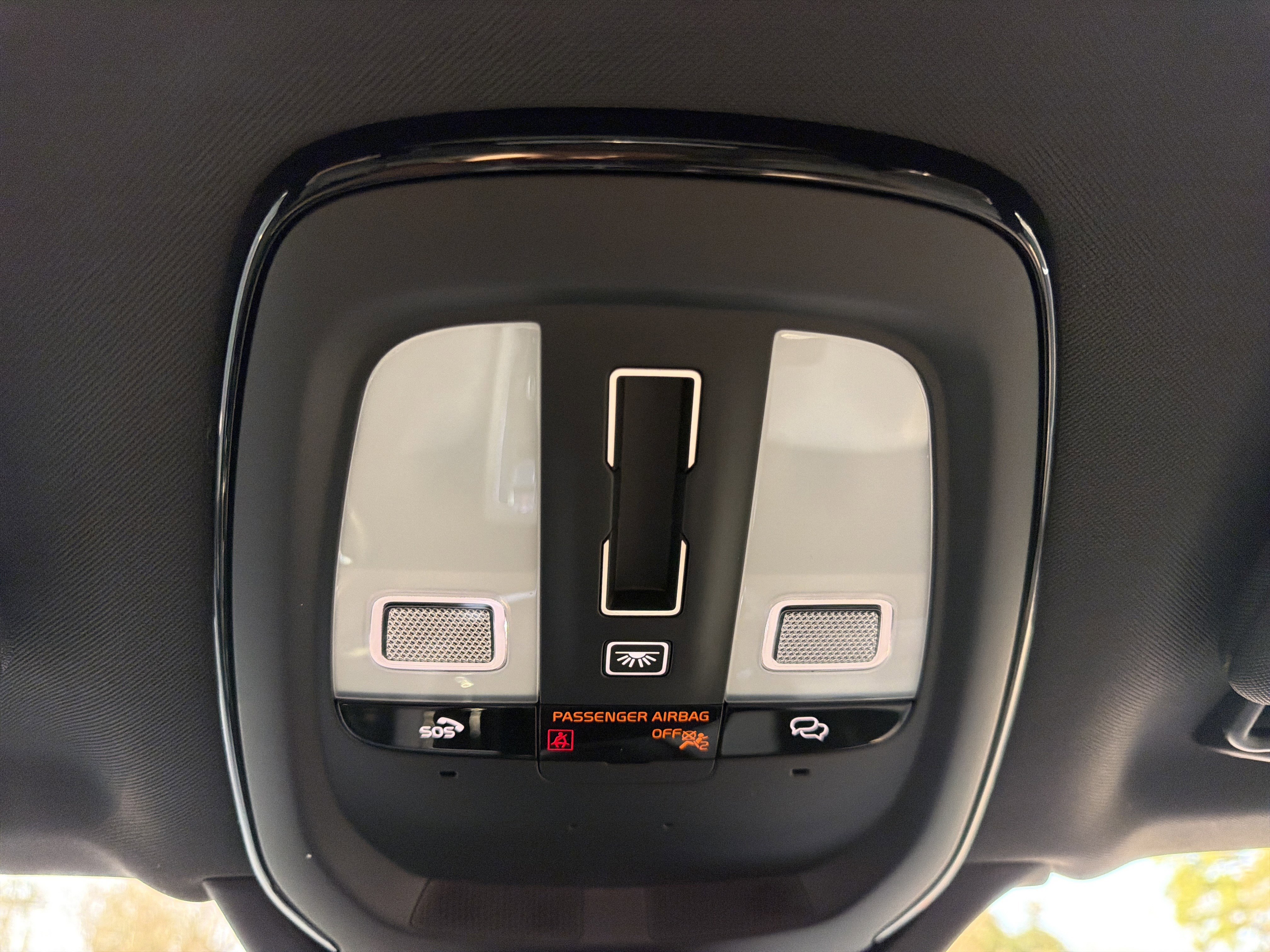 Used 2026 Volvo XC90 T8 Plus w/ Protection Package Premier image 29