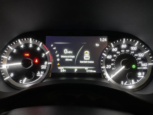 Used 2023 Toyota Highlander LE image 16